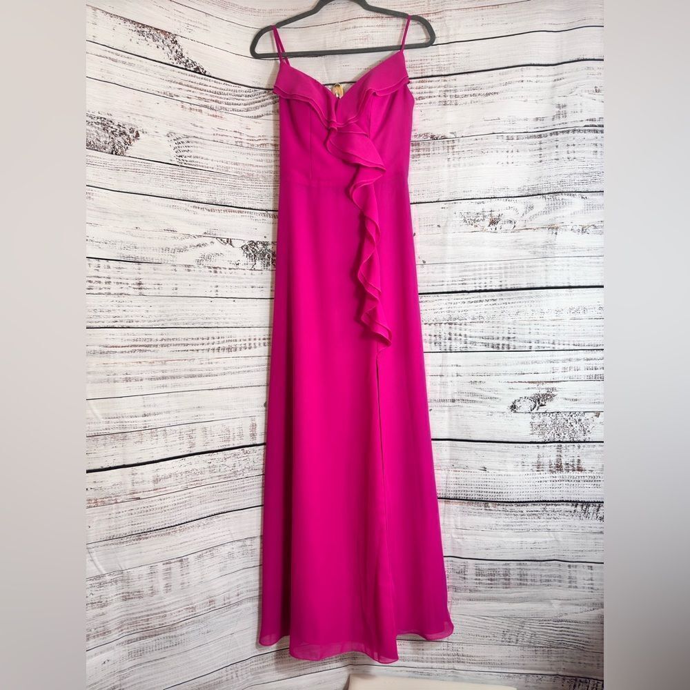 JJs House Gown womens‎ size 4 fuchsia Maxi chiffon Ruffle spaghetti strap Dress